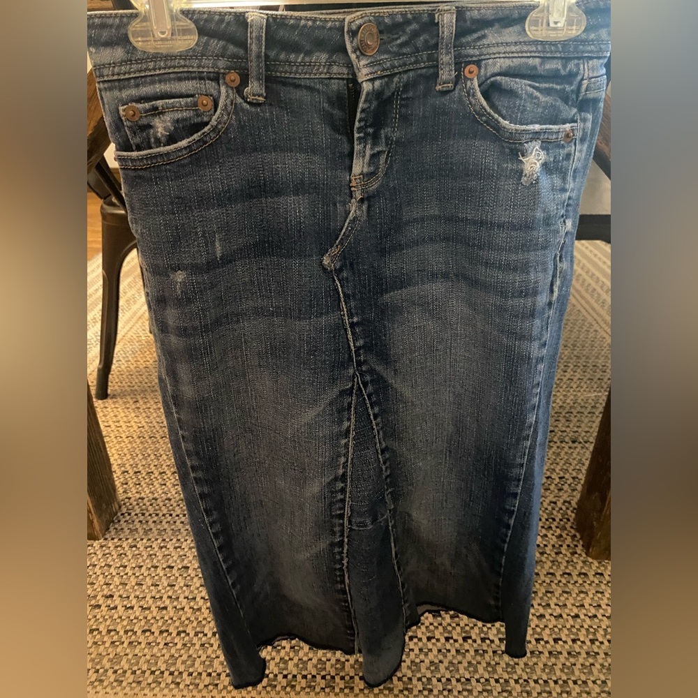 Women’s Jean skirt in good condition:)